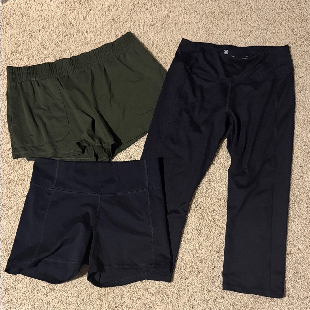 Lot of Black and Green Athletic Shorts and Leggings by All In Motion Size M